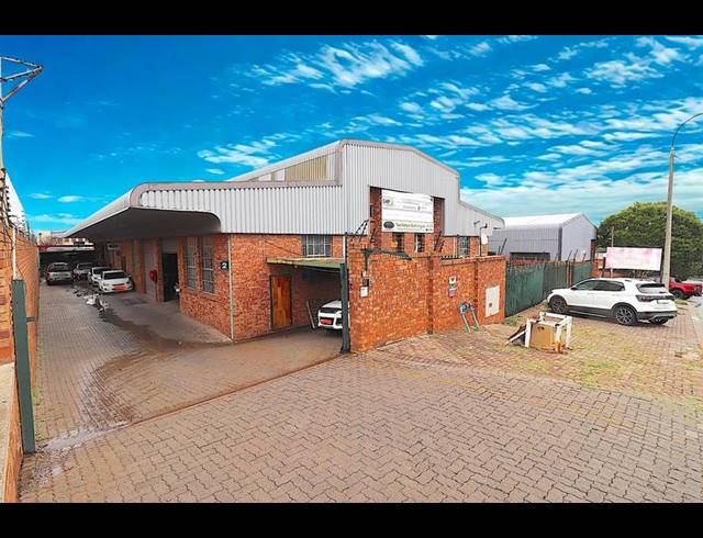INDUSTRIAL PROPERTY TO RENT IN LASER PARK